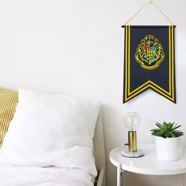 harry-potter-wall-banner-hogwarts-30-x-44-cm-1751183442-3
