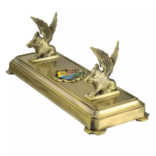harry-potter-wand-stand-hogwarts-20-cm-1751276471-0 harry-potter-wand-stand-hogwarts-20-cm-1751276471-0