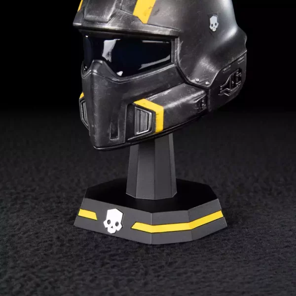 helldivers-2-replica-1-4-b-01-tactical-helmet-11-cm-1751122443-7 helldivers-2-replica-1-4-b-01-tactical-helmet-11-cm-1751122443-7