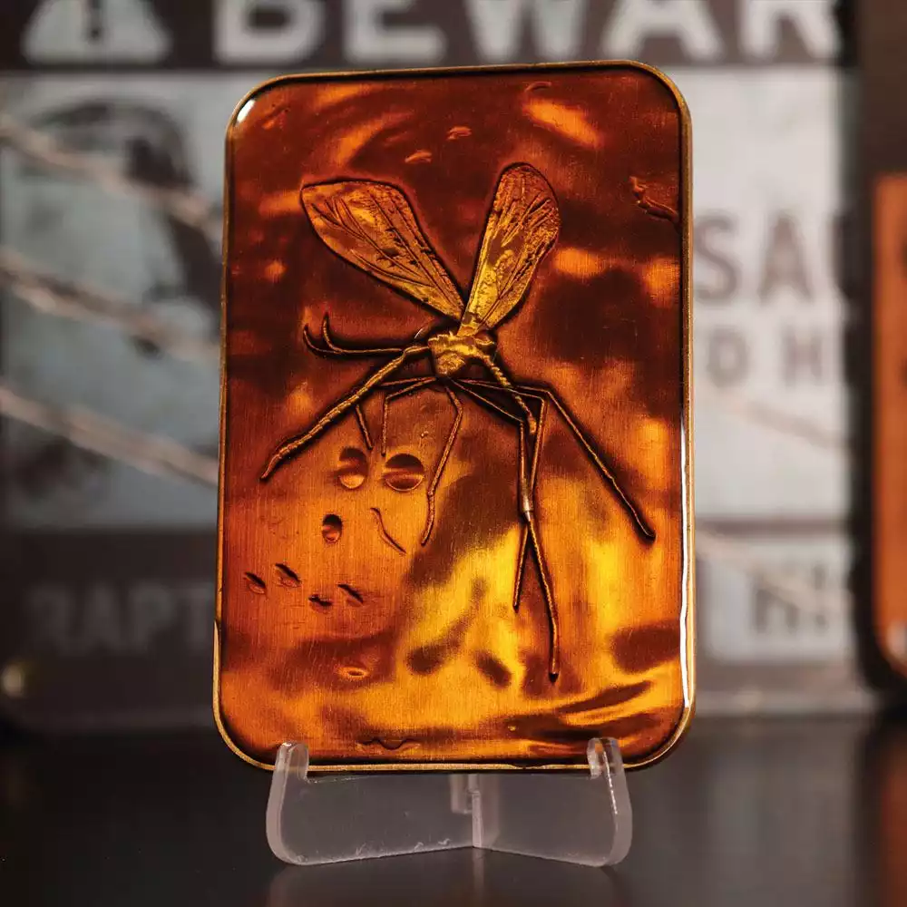 jurassic-park-ingot-mosquito-in-amber-limited-edition-1751133324-6