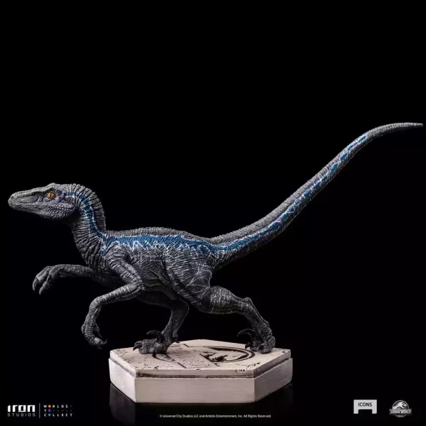 jurassic-world-icons-statue-velociraptor-blue-9-cm-1751184733-3