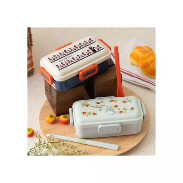 kikis-delivery-service-4-locks-bento-box-wild-flowers-1751315940-3