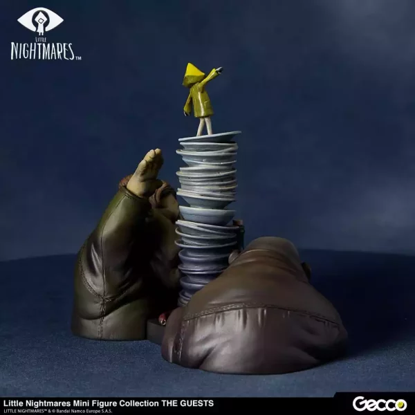 little-nightmares-statue-pvc-the-guests-8-cm-1751312806-3