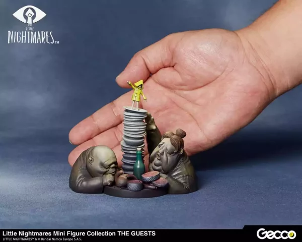 little-nightmares-statue-pvc-the-guests-8-cm-1751312860-23