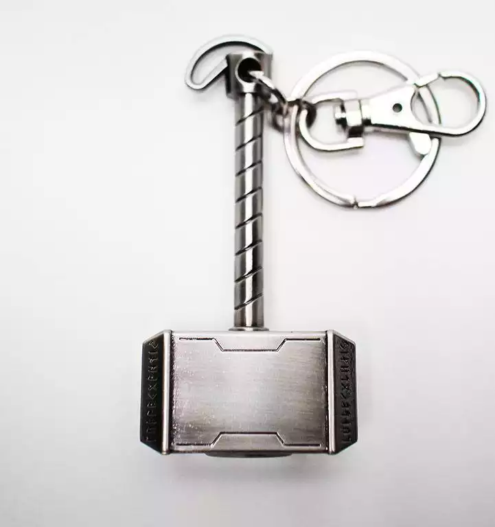 marvel-comics-metal-keychain-thor-hammer-1751316490-0