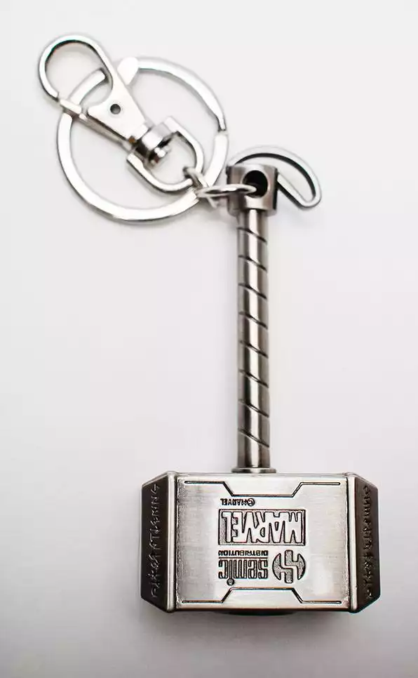 marvel-comics-metal-keychain-thor-hammer-1751316493-1 marvel-comics-metal-keychain-thor-hammer-1751316493-1