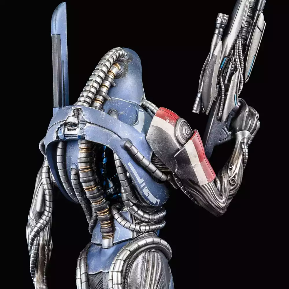 mass-effect-pvc-statue-legion-25-cm-1751122396-2