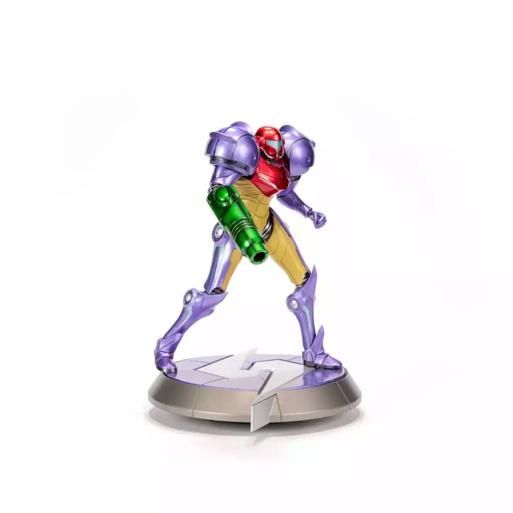 metroid-prime-pvc-statue-samus-gravity-suit-standard-edition-25-cm-1751126085-1