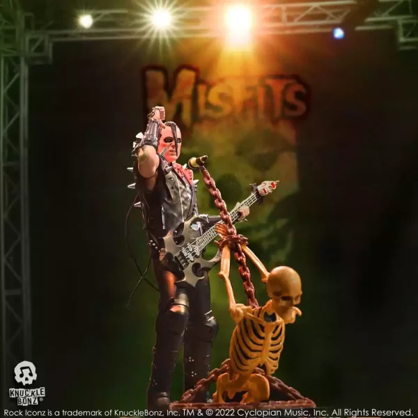 misfits-rock-iconz-statue-jerry-only-23-cm-1751202411-13