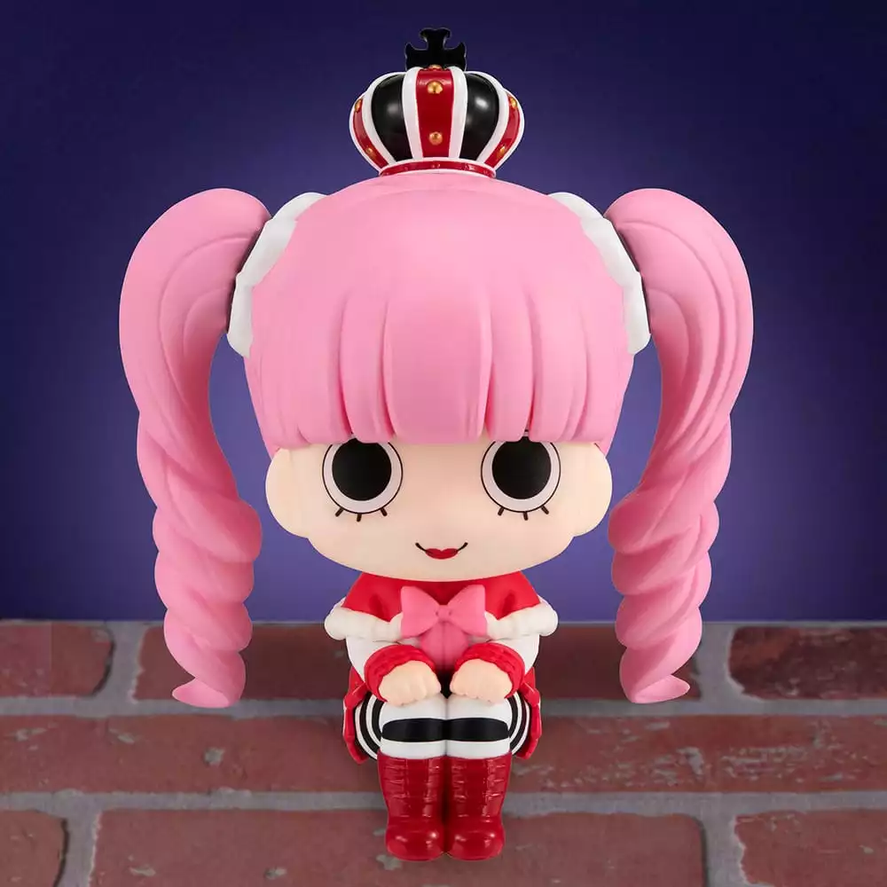 one-piece-look-up-pvc-statue-perona-11-cm-1751230254-0