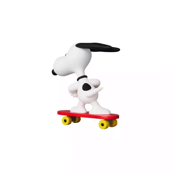 peanuts-udf-series-17-mini-figure-skateboard-snoopy-7-cm-1751226830-2 peanuts-udf-series-17-mini-figure-skateboard-snoopy-7-cm-1751226830-2