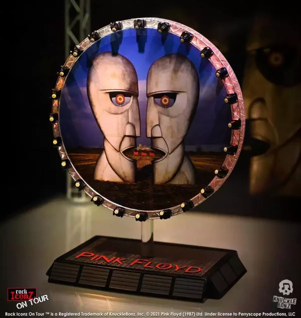 pink-floyd-rock-ikonz-on-tour-statue-projection-screen-1751194874-9