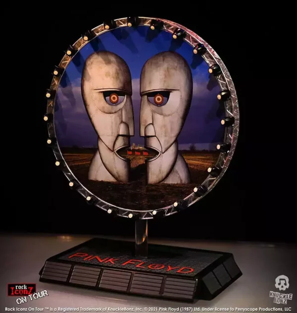 pink-floyd-rock-ikonz-on-tour-statue-projection-screen-1751194894-21