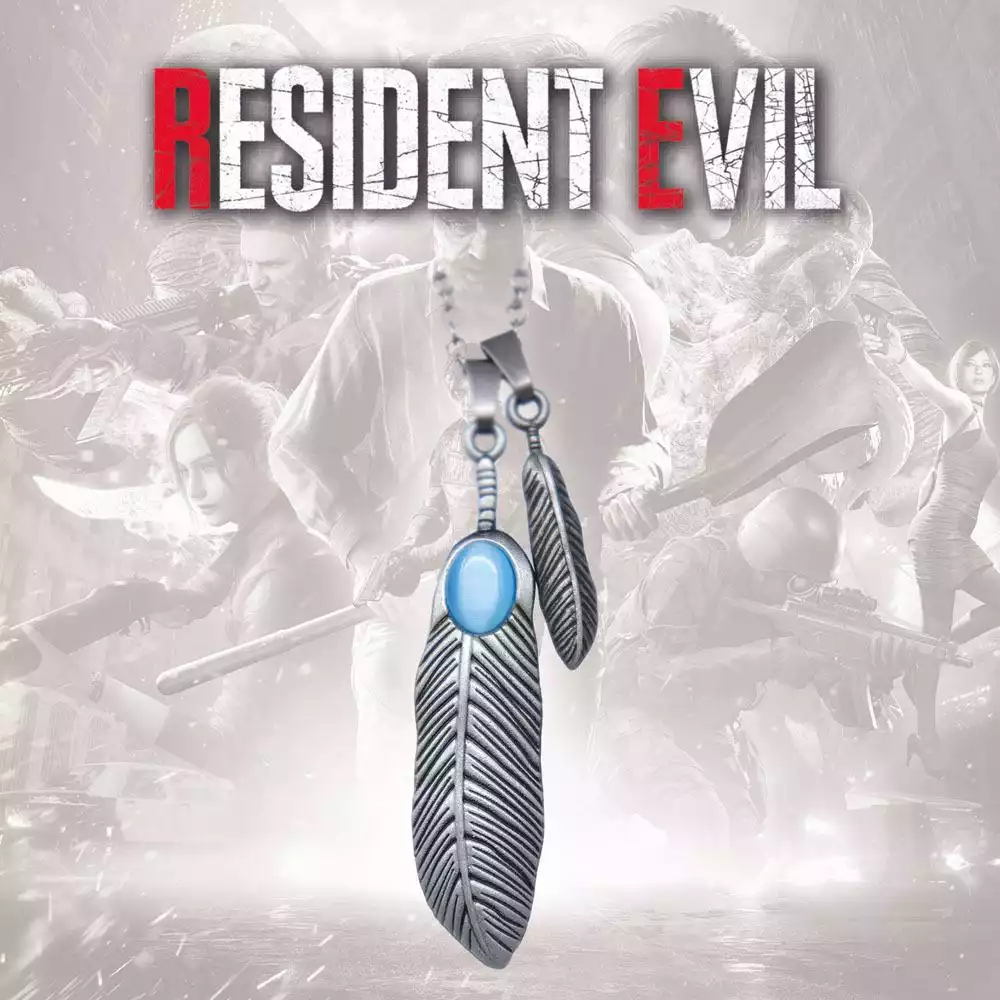 resident-evil-2-necklace-claire-redfields-limited-edition-1751132499-5