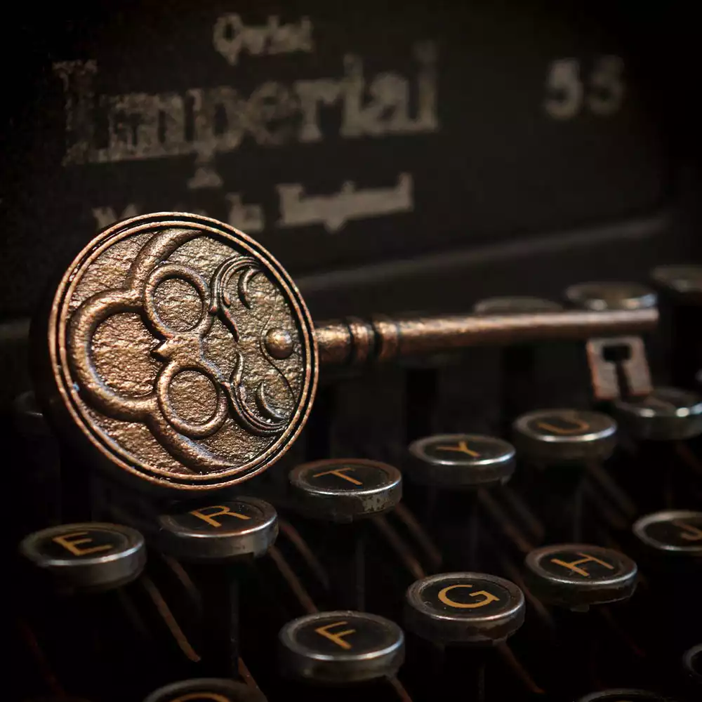 resident-evil-viii-replica-1-1-insignia-key-limited-edition-1751132536-6