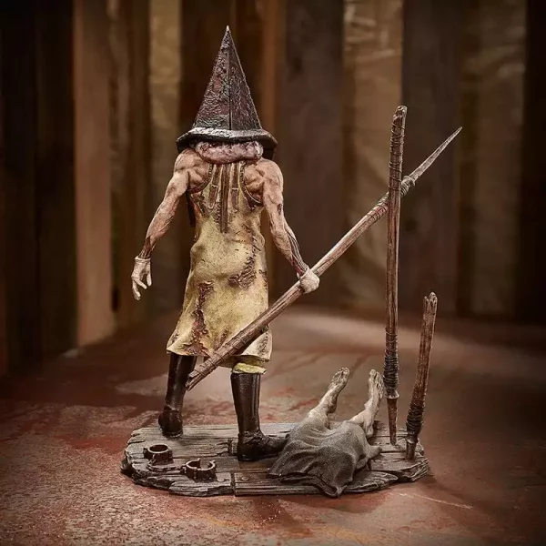 silent-hill-pvc-statue-red-pyramid-thing-30-cm-1751272860-8