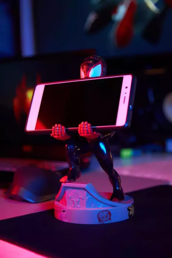 spider-man-cable-guys-charging-stand-miles-morales-20-cm-1751124875-2 spider-man-cable-guys-charging-stand-miles-morales-20-cm-1751124875-2