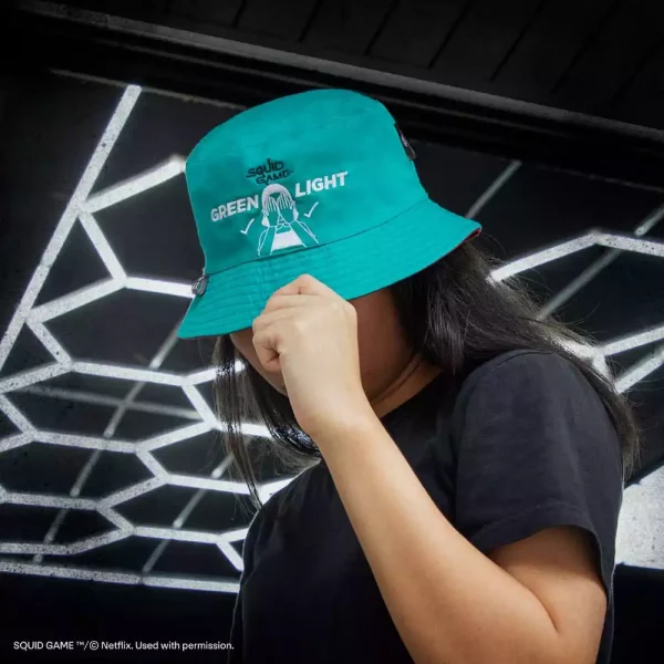 squid-game-bucket-hat-red-light-green-light-1751121579-2 squid-game-bucket-hat-red-light-green-light-1751121579-2