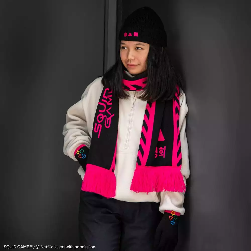 squid-game-scarf-beanie-gloves-set-squid-game-1751121397-1