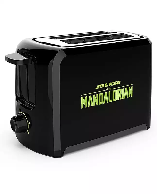 star-wars-the-mandalorian-toaster-the-child-1751316401-0