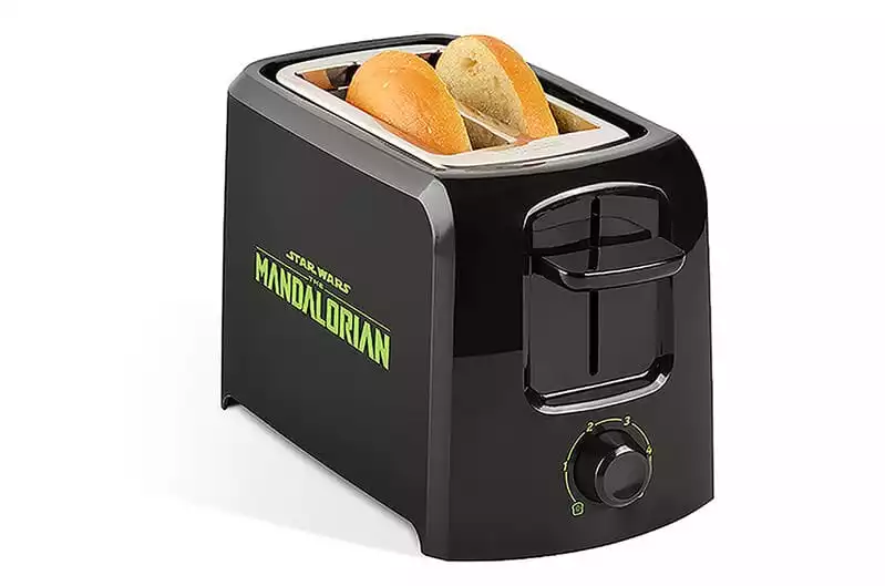 star-wars-the-mandalorian-toaster-the-child-1751316404-1