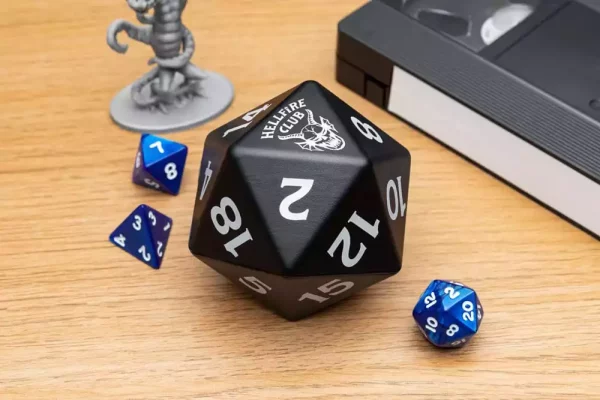 stranger-things-5-stress-hellfire-club-dice-1751294345-5