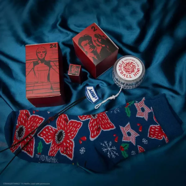 stranger-things-advent-calendar-deluxe-2024-1751121430-2