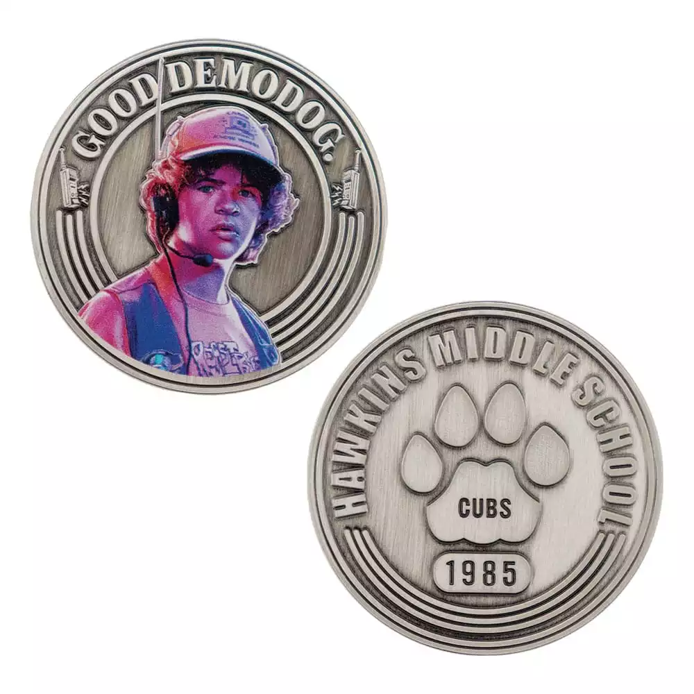 stranger-things-album-coin-album-yearbook-1751133075-5