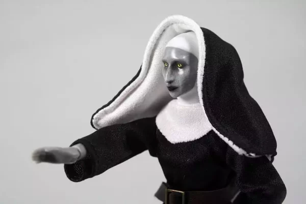 the-nun-action-figure-valak-20-cm-1751228400-7 the-nun-action-figure-valak-20-cm-1751228400-7