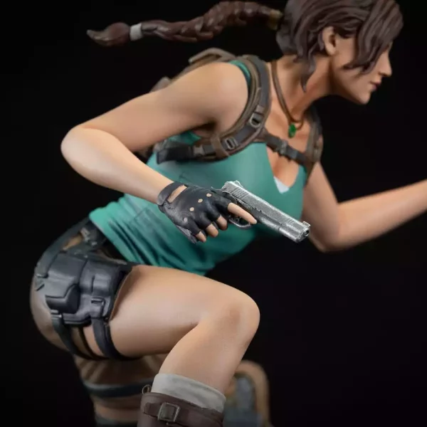 tomb-raider-pvc-statue-lara-croft-24-cm-1751122323-8