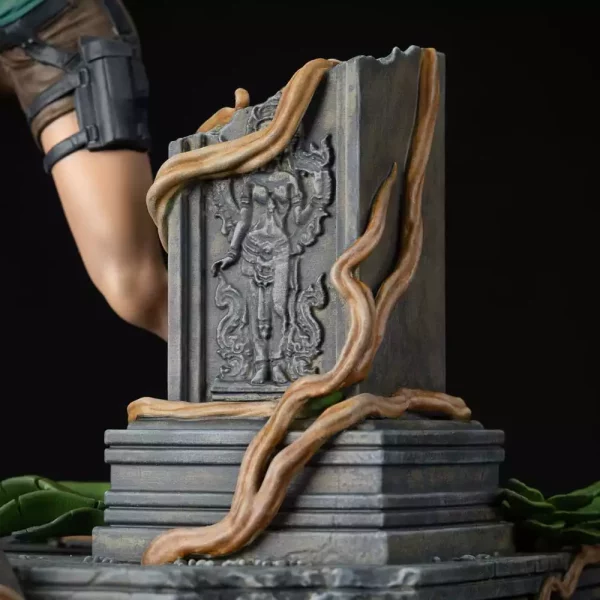 tomb-raider-pvc-statue-lara-croft-24-cm-1751122324-9