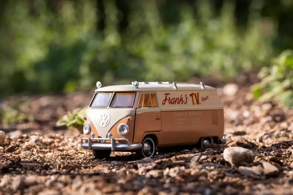 transformers-diecast-model-1-32-1967-vw-bus-t7-wheeljack-1751187269-1