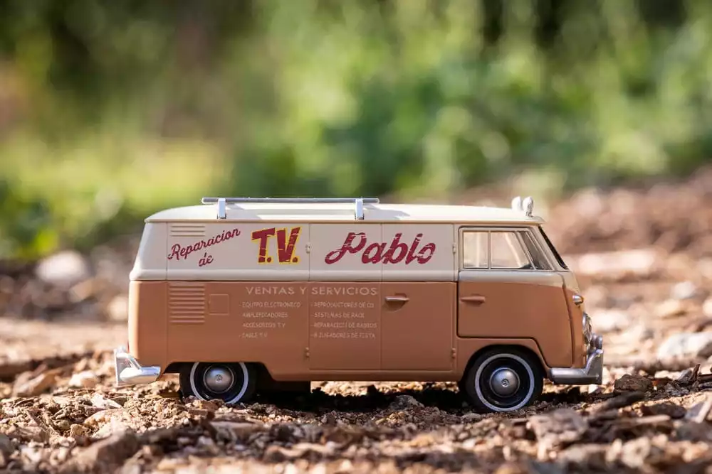 transformers-diecast-model-1-32-1967-vw-bus-t7-wheeljack-1751187273-4