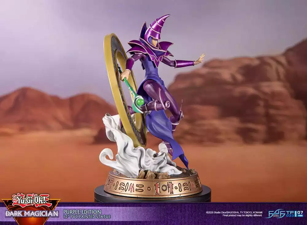 yu-gi-oh-pvc-statue-dark-magician-purple-version-29-cm-1751126284-2
