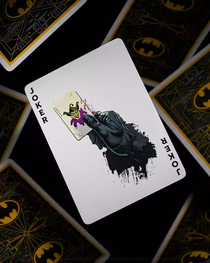 batman-85th-anniversary-playing-cards-1751352604-7