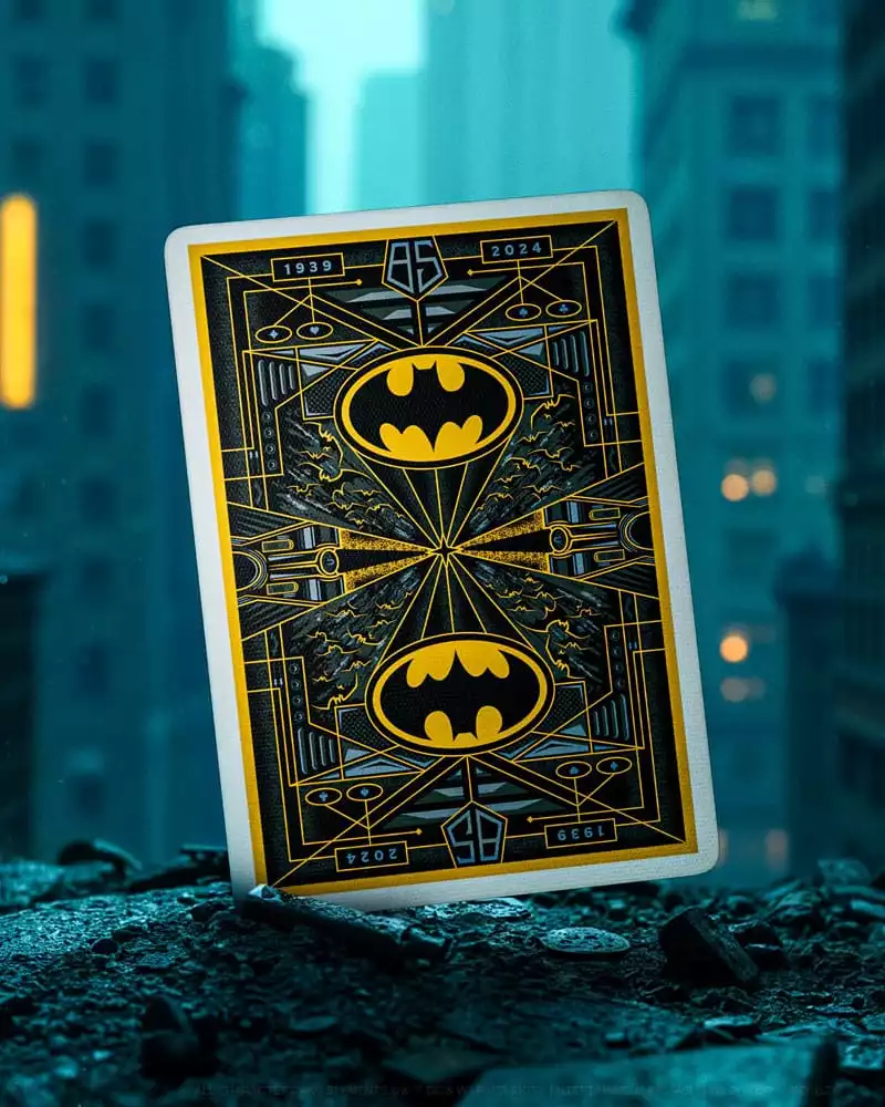 batman-85th-anniversary-playing-cards-1751352616-12