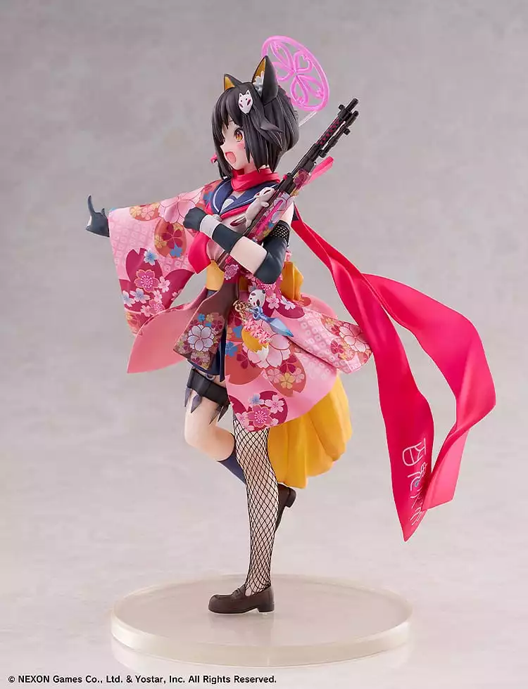 blue-archive-pvc-statue-1-7-izuna-23-cm-1751405778-2