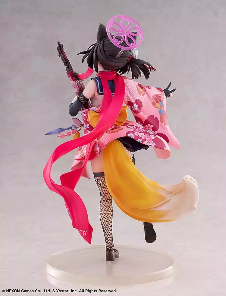 blue-archive-pvc-statue-1-7-izuna-23-cm-1751405782-4