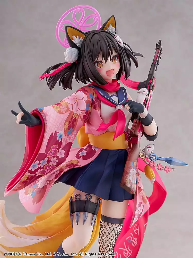 blue-archive-pvc-statue-1-7-izuna-23-cm-1751405784-5