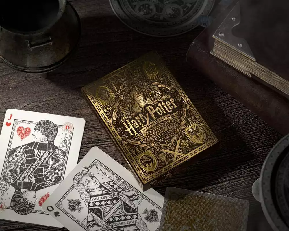 harry-potter-playing-cards-yellow-version-1751353017-2