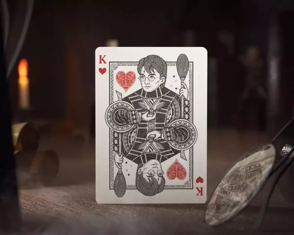 harry-potter-playing-cards-yellow-version-1751353020-3 harry-potter-playing-cards-yellow-version-1751353020-3