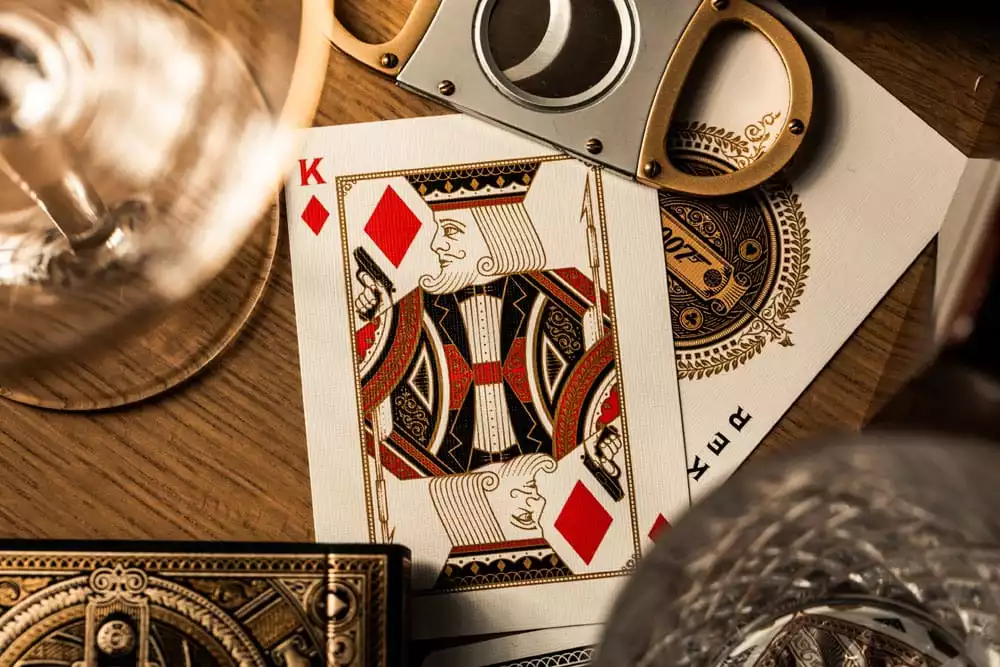 james-bond-007-playing-cards-1751352415-8