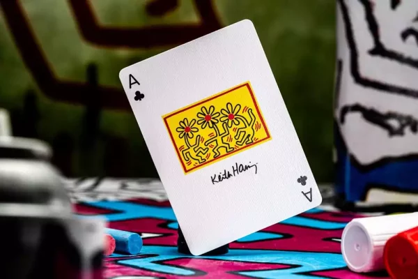 keith-haring-playing-cards-1751353098-11 keith-haring-playing-cards-1751353098-11