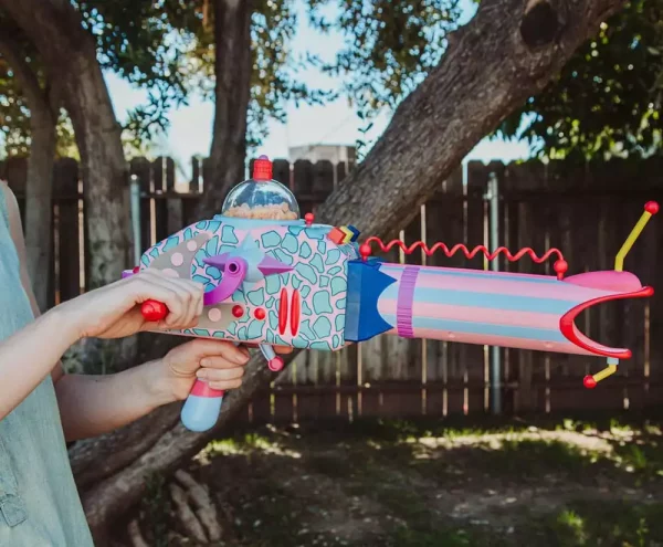 killer-klowns-from-outer-space-electronic-prop-replica-1-1-popcorn-bazooka-61-cm-1751352267-3