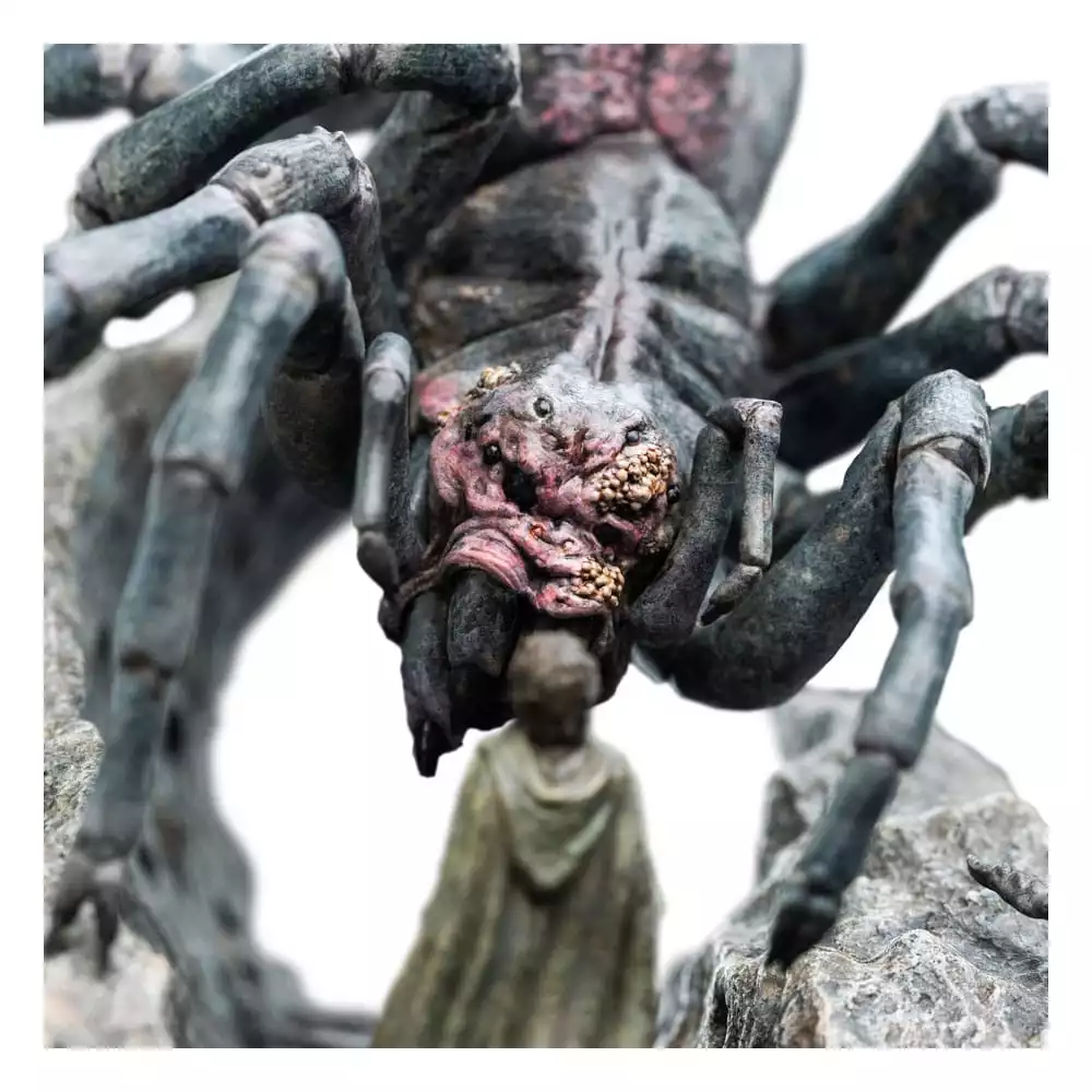 lord-of-the-rings-mini-statue-shelob-11-cm-1751403917-1