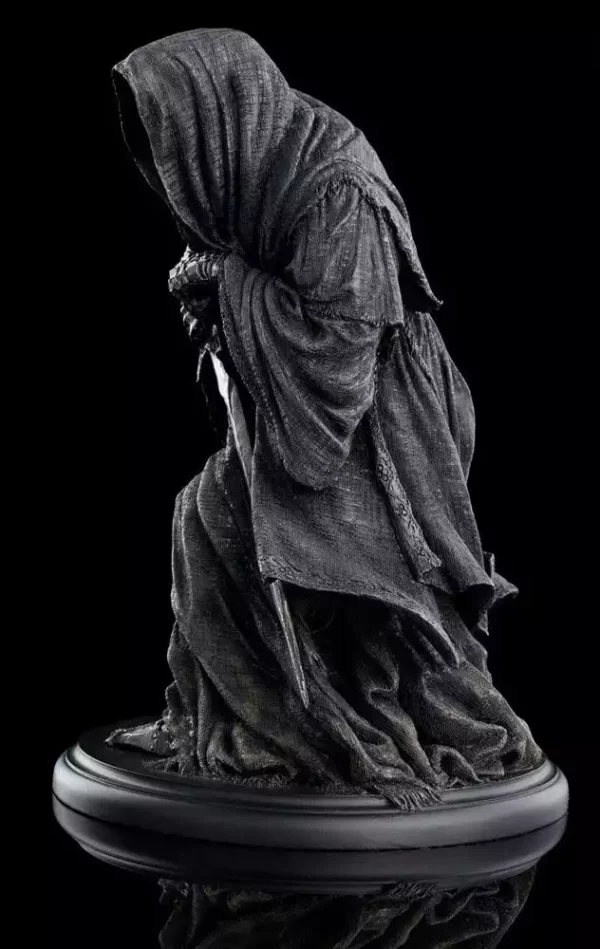lord-of-the-rings-statue-ringwraith-15-cm-1751402779-1 lord-of-the-rings-statue-ringwraith-15-cm-1751402779-1