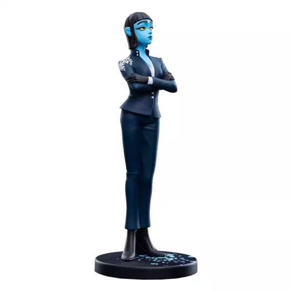 lore-olympus-x-weta-workshop-mini-vinyl-figure-hecate-15-cm-1751402952-1 lore-olympus-x-weta-workshop-mini-vinyl-figure-hecate-15-cm-1751402952-1