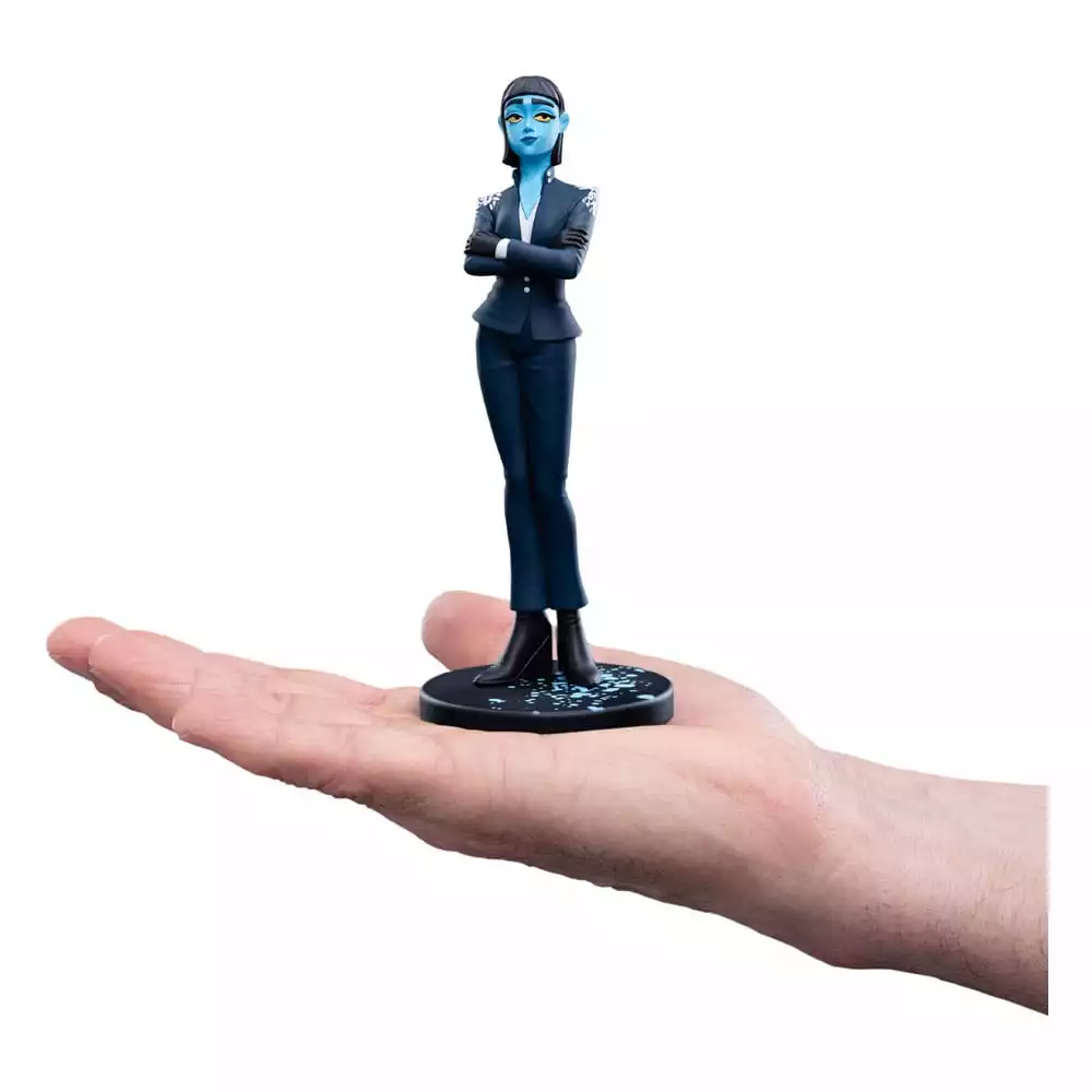 lore-olympus-x-weta-workshop-mini-vinyl-figure-hecate-15-cm-1751402967-8