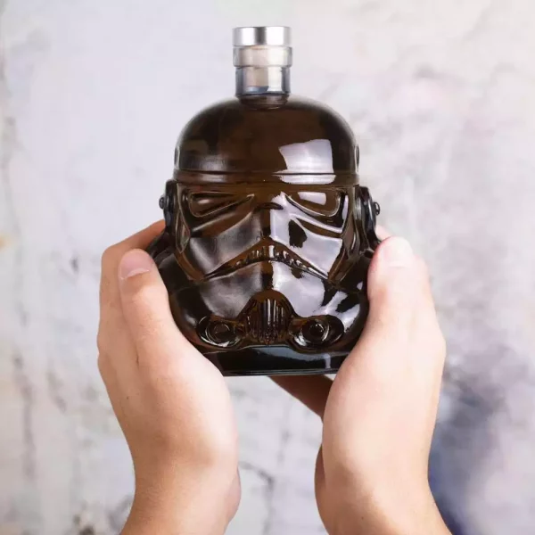 original-stormtrooper-decanter-black-stormtrooper-1751386113-1 original-stormtrooper-decanter-black-stormtrooper-1751386113-1