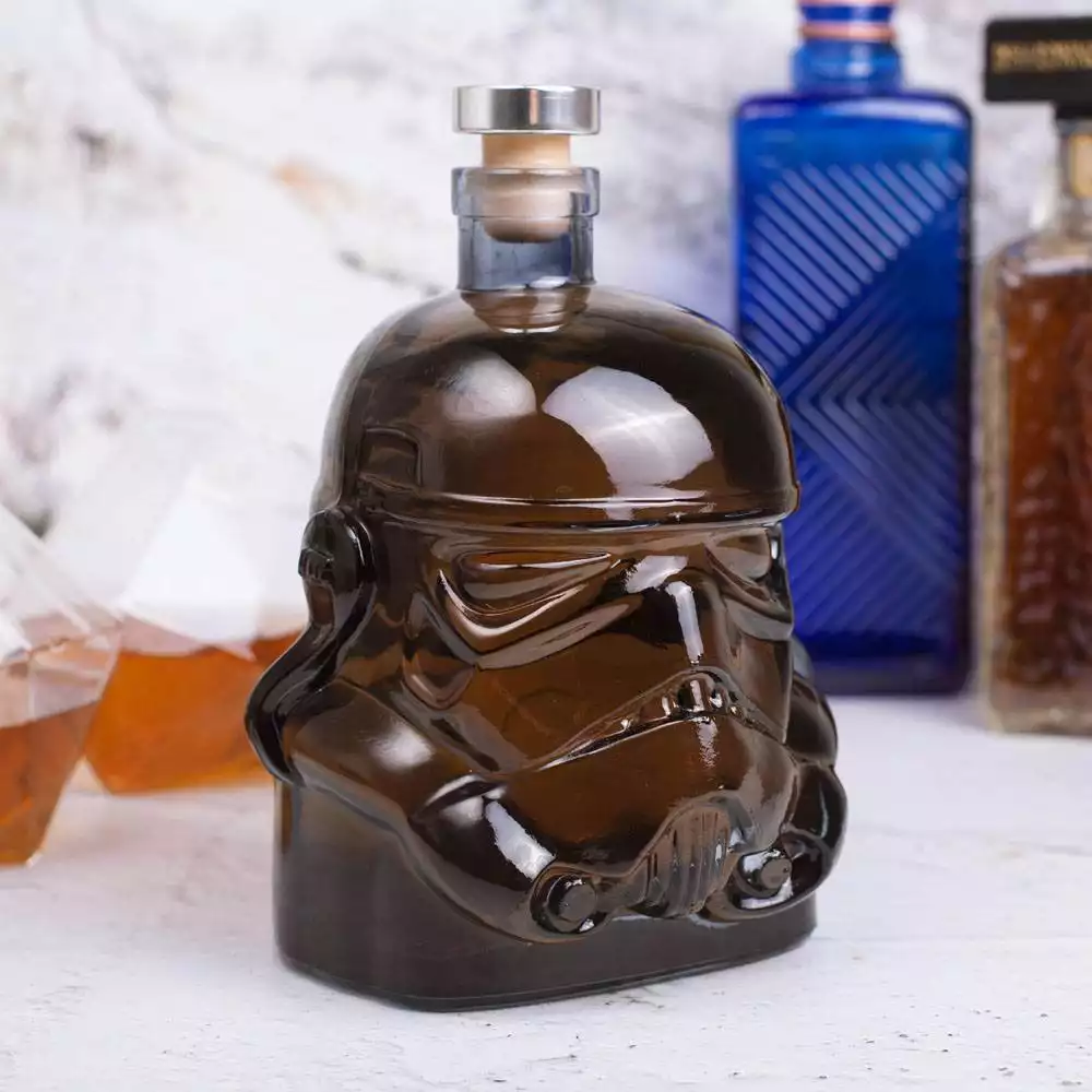 original-stormtrooper-decanter-black-stormtrooper-1751386115-2